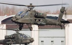 Apache AH-64 op de Belgian Airforce Days  - Kleine Brogel 13/14 Sept 