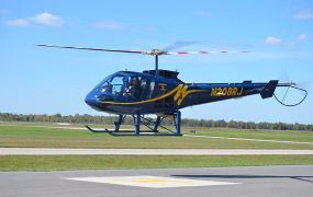 Enstrom Helicopters is 60 jaar en verkoopt 3 helikopters aan de Politie van Botswana