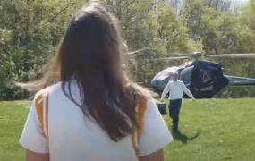Icare krijgt dringende mondkapjes, in corona-tijden per helikopter 