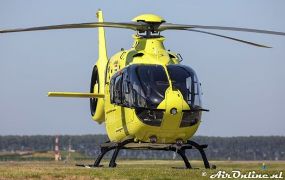 Airbus levert derde van zes nieuwe H135 helikopters aan de ANWB