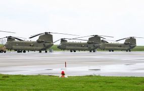 FLASH: US Army verplaatst 100 helikopters via Nederland