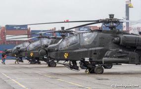 55 Amerikaanse legerhelikopters doorkruisen Nederland