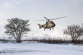 DHC Helikopters trainen white outs boven Gilze-Rijen 