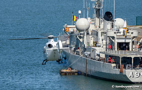 Speciale Eenheden oefenen met politiehelikopters in Zeebrugge