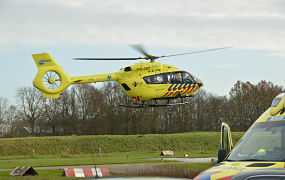 Lifeliner5, PH-OOP in actie als corona helikopter